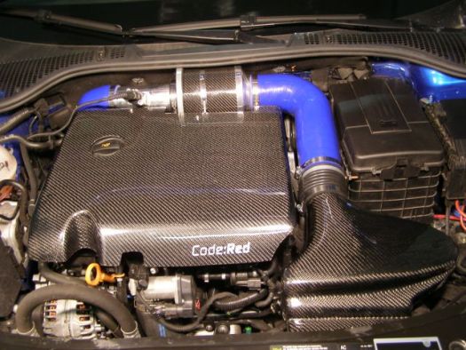 http://tuning-garage.cz/foto/Carbon-kryt-motoru/code-red-air-intake.jpg