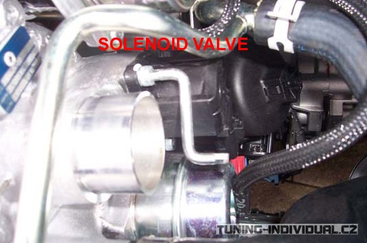 http://tuning-garage.cz/foto/blow-ventily/bov%20bmw%20mini%20install.jpg