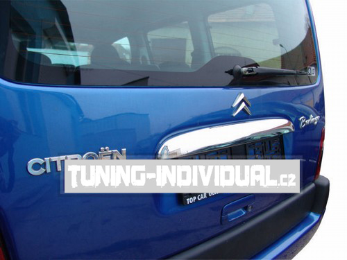 Peugeot Partner I 96-01 - NEREZ chrom kryt madla zad.dve�� OMSA