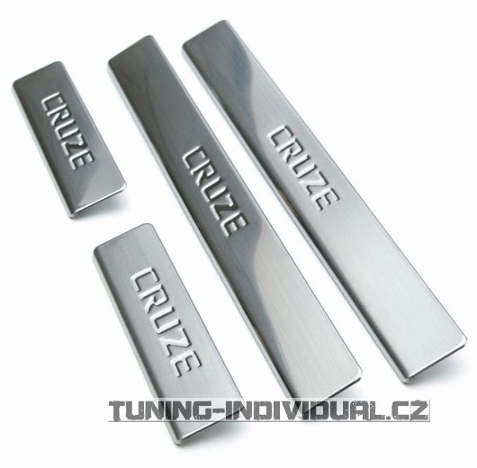 Chevrolet Cruze - ochrann� li�ty n�stupn�ch prah� nerez OMSA