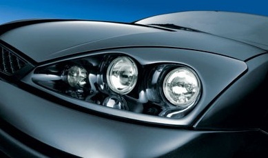 P�edn� sv�tlomety Hella pro Ford Focus, �o�ky