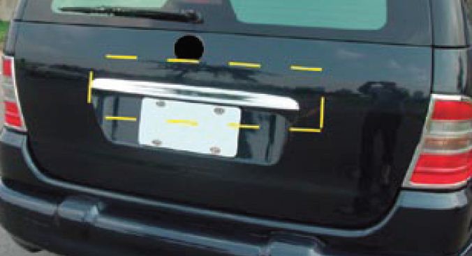 Li�ta kufru nad SPZ pro Mercedes Benz ML, rok v�roby 1996-2005, chrom