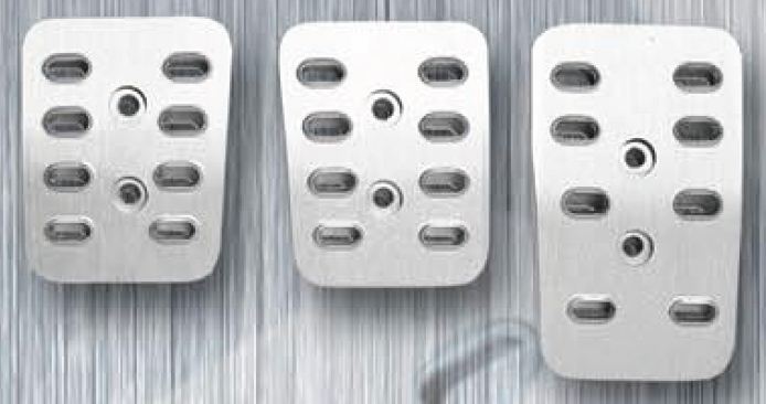 Sportovn� ped�ly GT, hlin�kov� proveden�, sada