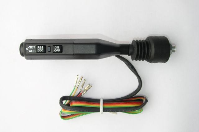 P��kov� ovlada� lev� (prav�) CM35