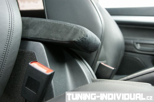 Octavia II 04-09 - potah loket. op�rky z prav� ALCANTARY