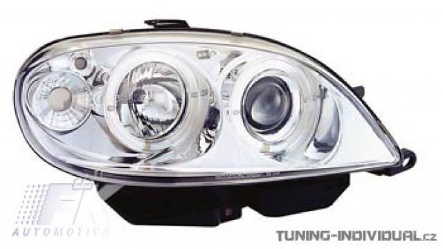 P�edn� sv�tla na Citroen Saxo r.v.2000-02, s chromov�m pozad�m