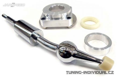 Kr�tk� �azen� Nissan Skyline turbo