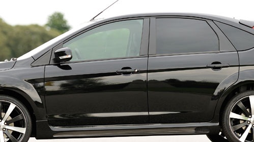 Rieger Tuning bo�n� pr�h 5-dve�ov� Ford Focus II ST