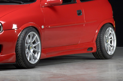 Rieger Tuning Bo�n� pr�h s prolisem lev� Opel Corsa B