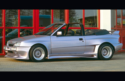 Rieger Tuning Dve�n� d�l F40 lev� Ford Escort