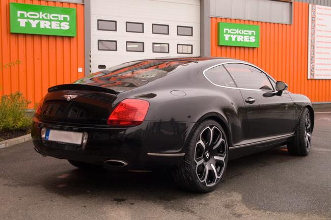 

Kahn - luxusn� kola z lehk�ch slitin