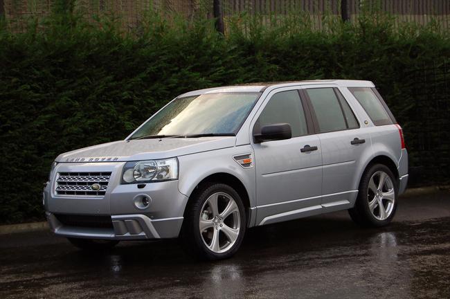 

Kahn - luxusn� kola z lehk�ch slitin