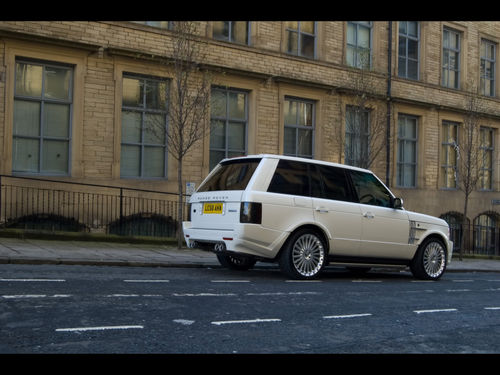 

Kahn - luxusn� kola z lehk�ch slitin