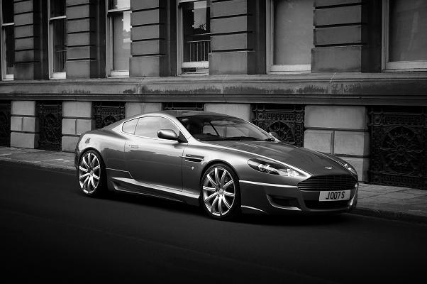 

Kahn - luxusn� kola z lehk�ch slitin