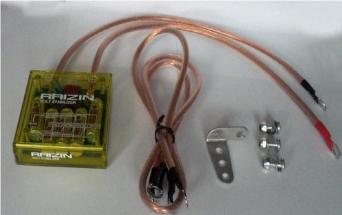 Stabiliz�tor nap�t� Pivot Raizin 88% �lut�, 3x zemn�c� kabel