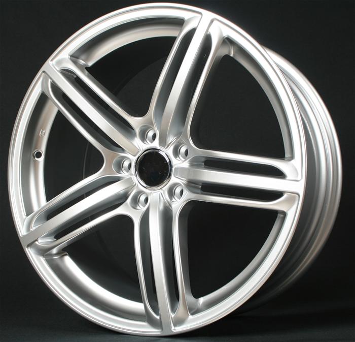 Replika - kola z lehk�ch slitin (lit� alu kola)